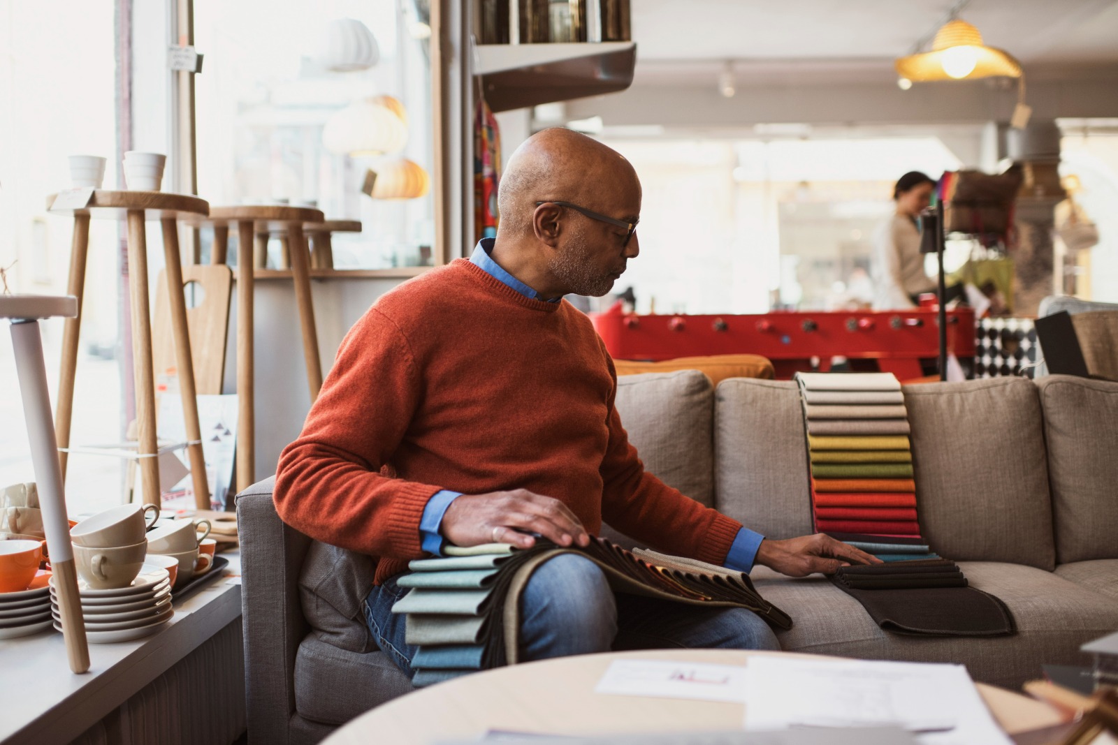 Hearing support for comfortable listening at home